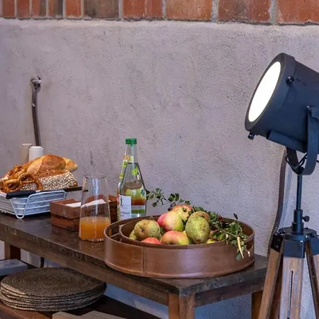 Landurlaub Mit Neugierigen Blicken In Den Pferdestall, Eingezaeuntem Garten, Kamin Und Sauna Feriehus Rot am See