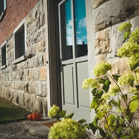 Landurlaub Mit Neugierigen Blicken In Den Pferdestall, Eingezaeuntem Garten, Kamin Und Sauna Rot am See