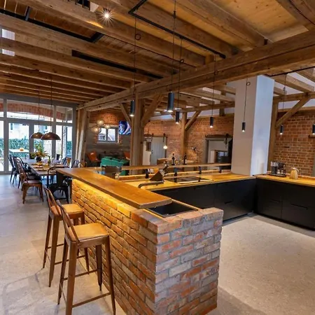 Landurlaub Mit Neugierigen Blicken In Den Pferdestall, Eingezaeuntem Garten, Kamin Und Sauna * Rot am See