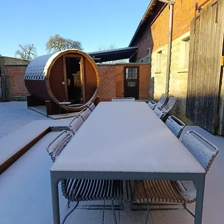 Landurlaub Mit Neugierigen Blicken In Den Pferdestall, Eingezaeuntem Garten, Kamin Und Sauna *